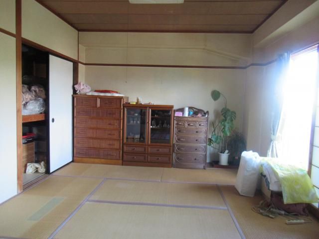 3K Apartment for Sale in Komatsu, Ishikawa - 250万円 - Thumbnail 2