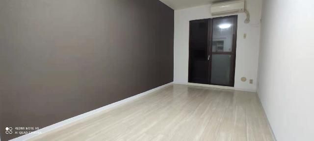 Shinsaibashi Studio Apartment for Sale | 5.57% Yield Investment - Thumbnail 3