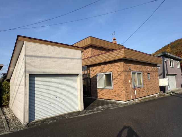 5LDK Detached House for Sale in Kuriyama, Hokkaido - 900万円 - Thumbnail 2