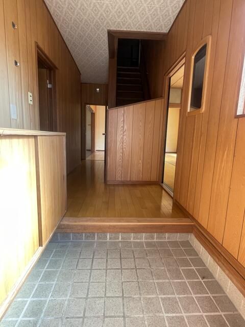 Used 4LDK Detached House in Kitaibaraki, Ibaraki - 204.87 sqm Land - Thumbnail 3