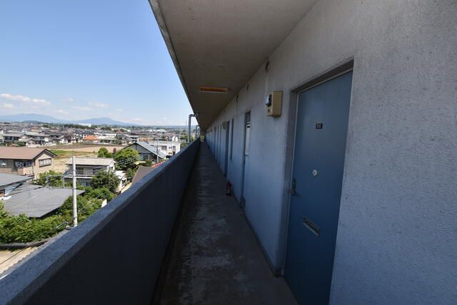 Maebashi 1R Apartment for Rent with Balcony, Free Internet - 17,900 Yen - Thumbnail 3