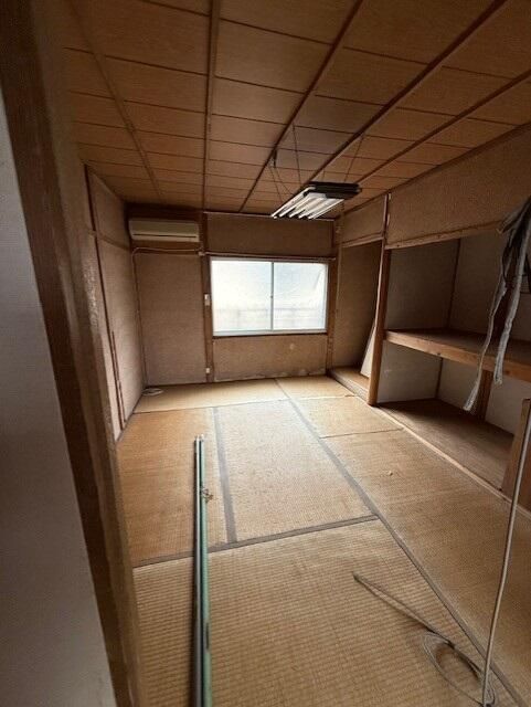 1935 Terraced House for Sale in Osaka's Abeno Ward - Thumbnail 4