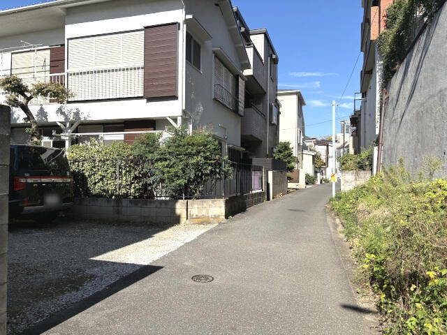 Land for Sale in Hiroo, Shibuya - 130.14 sqm Residential Plot - Thumbnail 3