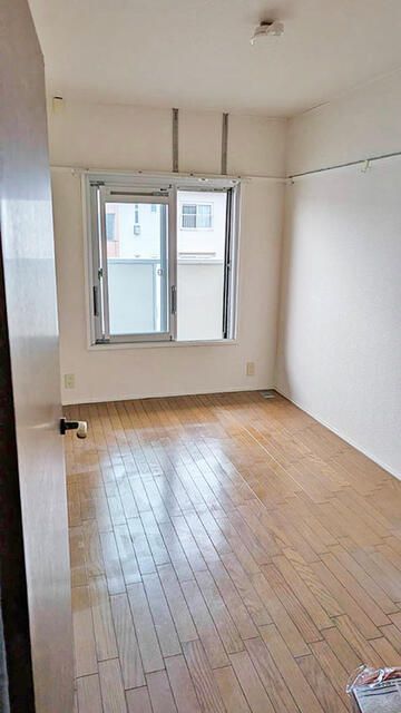 Renovated 2LDK Apartment for Sale in Isehara, Kanagawa - Thumbnail 3