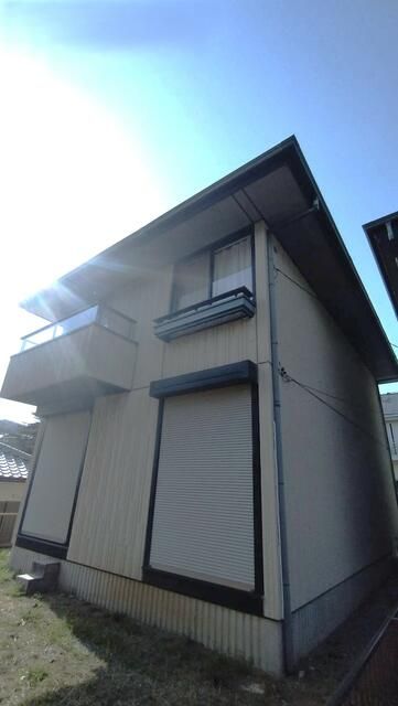 1997 3LDK House for Sale in Oiso, Kanagawa | 104.88 sqm - Image 1