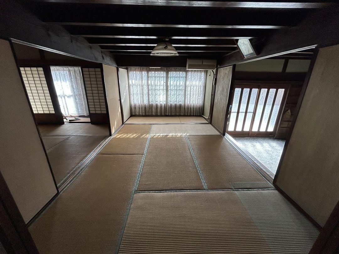 10LDK House for Sale in Saijo, Ehime - 155.36 sqm - Thumbnail 3