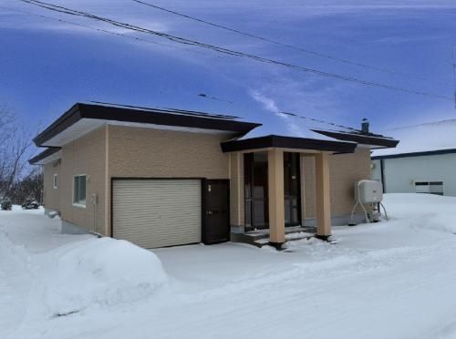 4LDK Single-Story House for Sale in Memambetsu, Hokkaido - Thumbnail 3