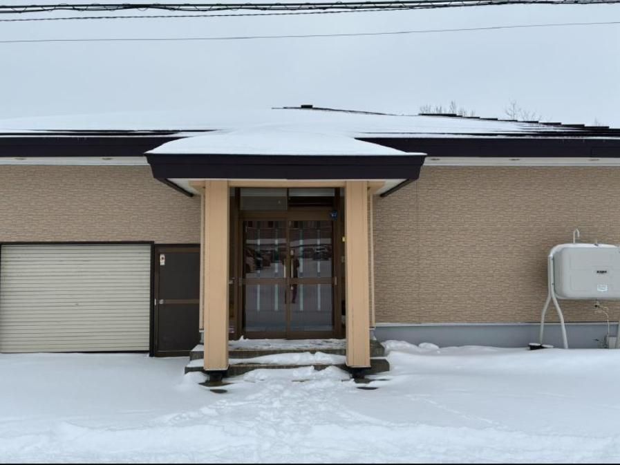 4LDK Single-Story House for Sale in Memambetsu, Hokkaido - Thumbnail 2