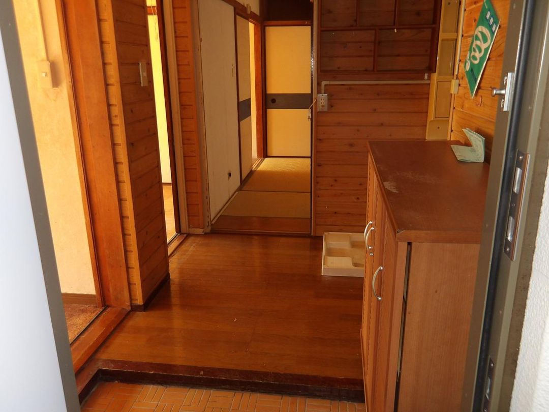 3DK Apartment for Sale in Yachiyo's Takatsu Danchi, Chiba - Thumbnail 2