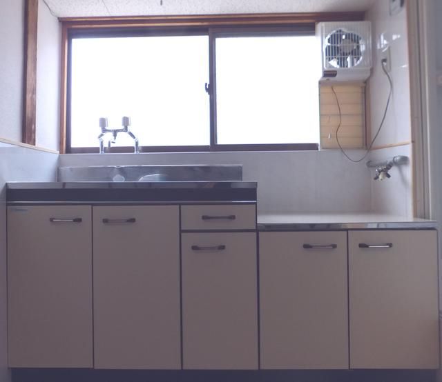 Renovated 2K Apartment for Rent in Sumiyoshi, Osaka - Thumbnail 4