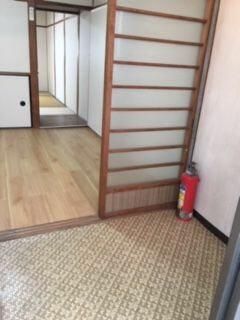 Renovated 2K Apartment for Rent in Sumiyoshi, Osaka - Thumbnail 3