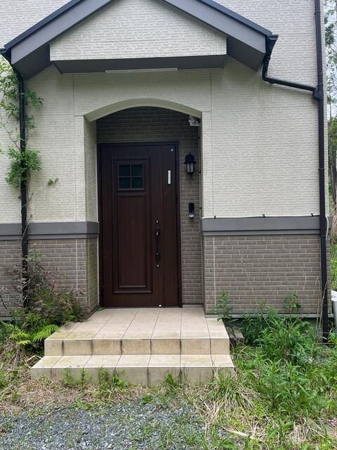 Modern 3SLDK Chalet for Sale in Hakone's Sengokuhara - Thumbnail 4