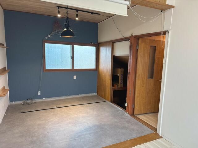 Renovated 5DK Detached House for Sale in Amagasaki, Aichi - Thumbnail 3