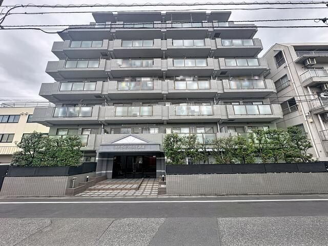 Renovated 3LDK Corner Apartment in Ota, Tokyo | 72.8 sqm - Thumbnail 2