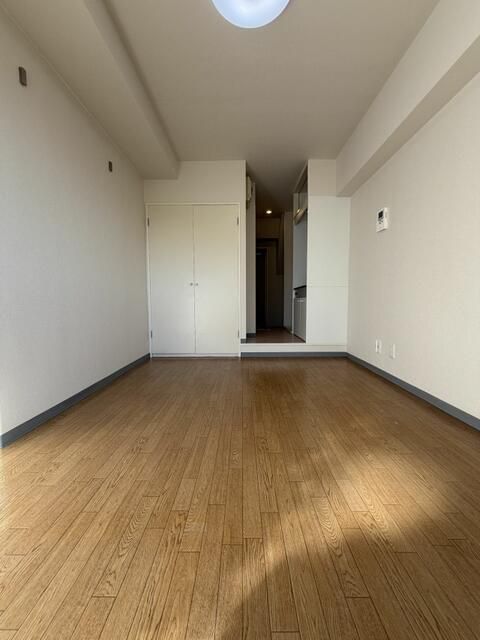 1K Apartment for Sale in Shinagawa, Tokyo - Investment Opportunity - Thumbnail 4