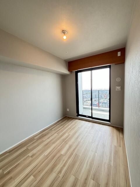 Renovated 3LDK Tower Apartment Near Minoh-Semba-Handaimae Station - Thumbnail 2