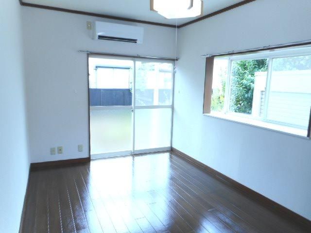 1K Apartment for Rent in Kikugawa, Shizuoka - 19,000 Yen - Thumbnail 4