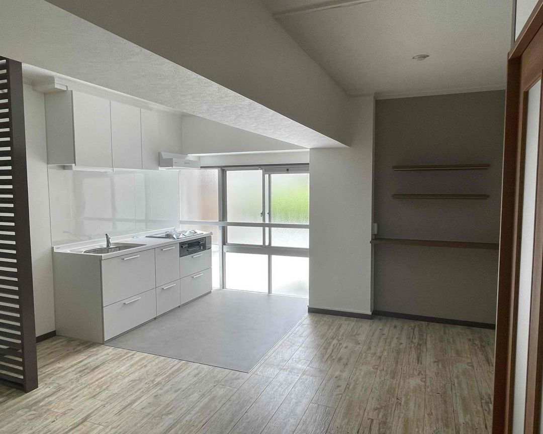 3LDK Apartment for Sale in Takatsuki, Osaka - Recently Renovated - Thumbnail 4