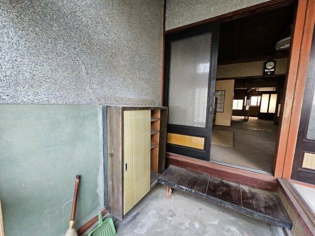 6K Detached House for Sale in Imizu City, Toyama - Thumbnail 2