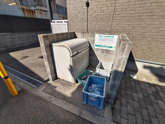 1K Apartment for Rent near Ishibashi Station, Ikeda, Osaka - Thumbnail 2