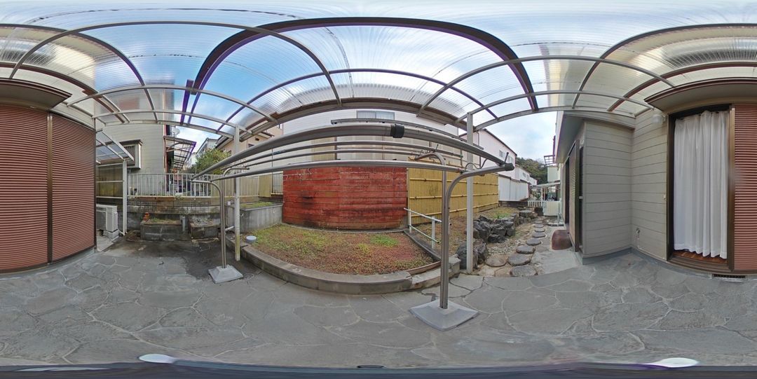 Renovated 4LDK House with Garage in Katano, Osaka - Thumbnail 2