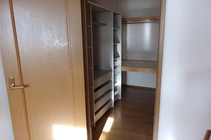 4LDK Detached House for Sale in New Hidaka Town, Hokkaido - Thumbnail 3