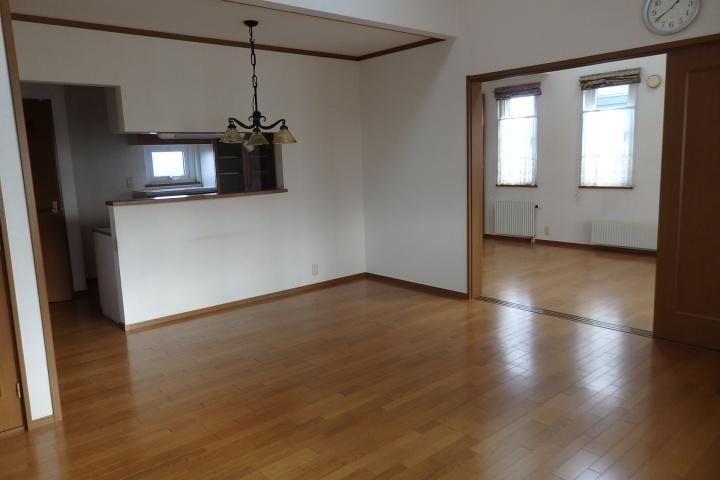 4LDK Detached House for Sale in New Hidaka Town, Hokkaido - Thumbnail 4