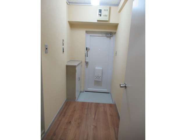 Renovated 1R Apartment for Sale in Central Akita City - Thumbnail 3