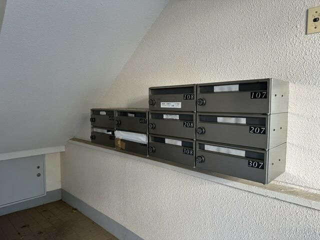 3DK Apartment for Sale in Shiroi, Chiba - Top Floor, Near Nishishiroi Station - Thumbnail 3