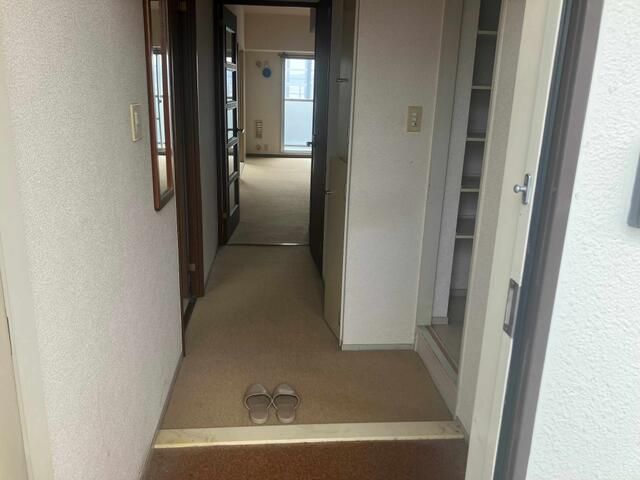 Top Floor 3LDK Apartment for Sale Near Katsuragi Station, Nara - Thumbnail 3