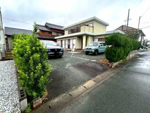 5LDK Detached House for Sale in Toyohashi, Aichi | 90.25 Tsubo Land - Thumbnail 2