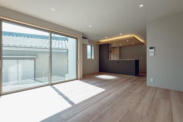 New 4LDK House in Toyota City with Pass-Through Shoe Closet - Thumbnail 3