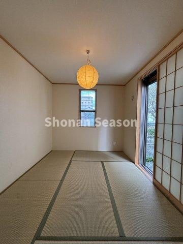 4LDK Modern House in Hiratsuka with 2024 Renovation - Thumbnail 4