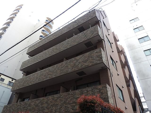1K Apartment for Sale in Shimbashi, Minato, Tokyo - Thumbnail 2