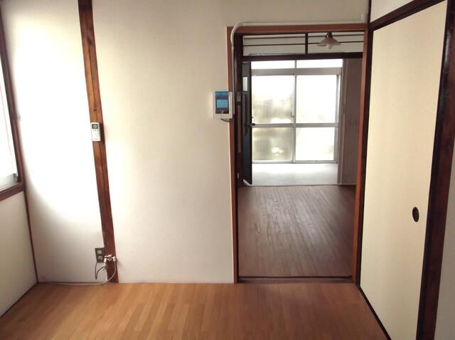 Osaka's Akiya Opportunity: Urban Convenience at Countryside Prices