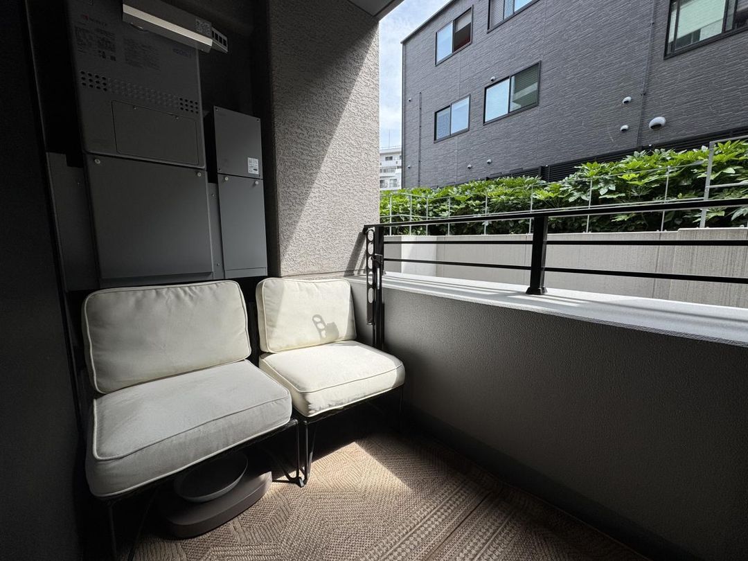 1LDK Apartment in Proud Kagurazaka Hilltop, Shinjuku, Tokyo - Thumbnail 4