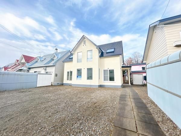 Renovated 4LDK House for Sale in Obihiro, Hokkaido - Thumbnail 2