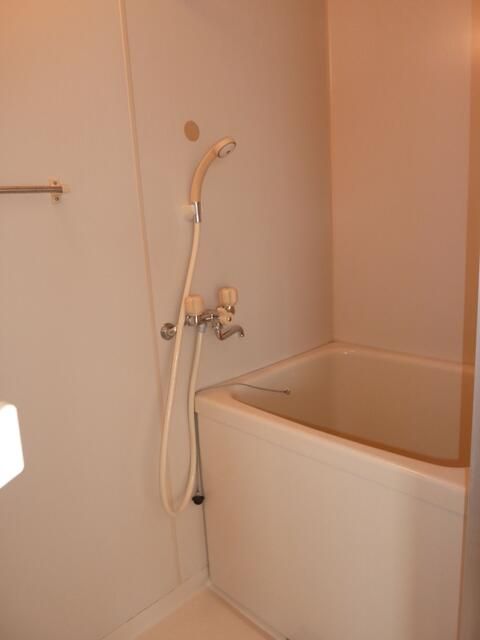 Renovated 1DK Apartment for Rent in Kitsuki, Oita - Thumbnail 4