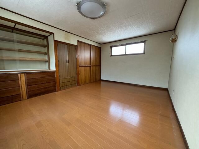 4LDK Detached House with Large Backyard for Sale in Otaru, Hokkaido - Thumbnail 4