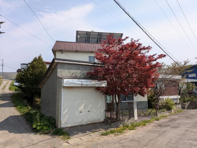4LDK Detached House with Large Backyard for Sale in Otaru, Hokkaido - Thumbnail 3