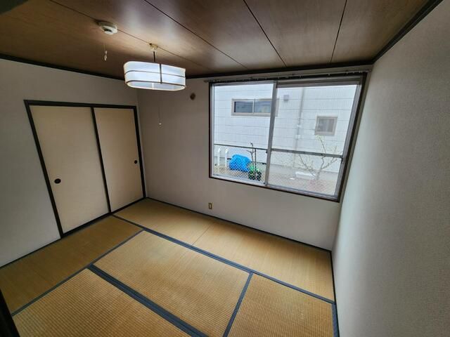 2DK Apartment for Rent in Konan City, Shiga - Thumbnail 3