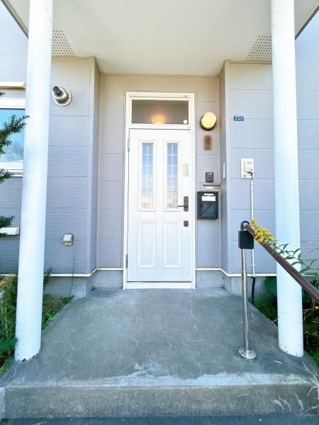 Renovated 4LDK House in Kitahiroshima, Hokkaido with 2 Car Parking - Thumbnail 3