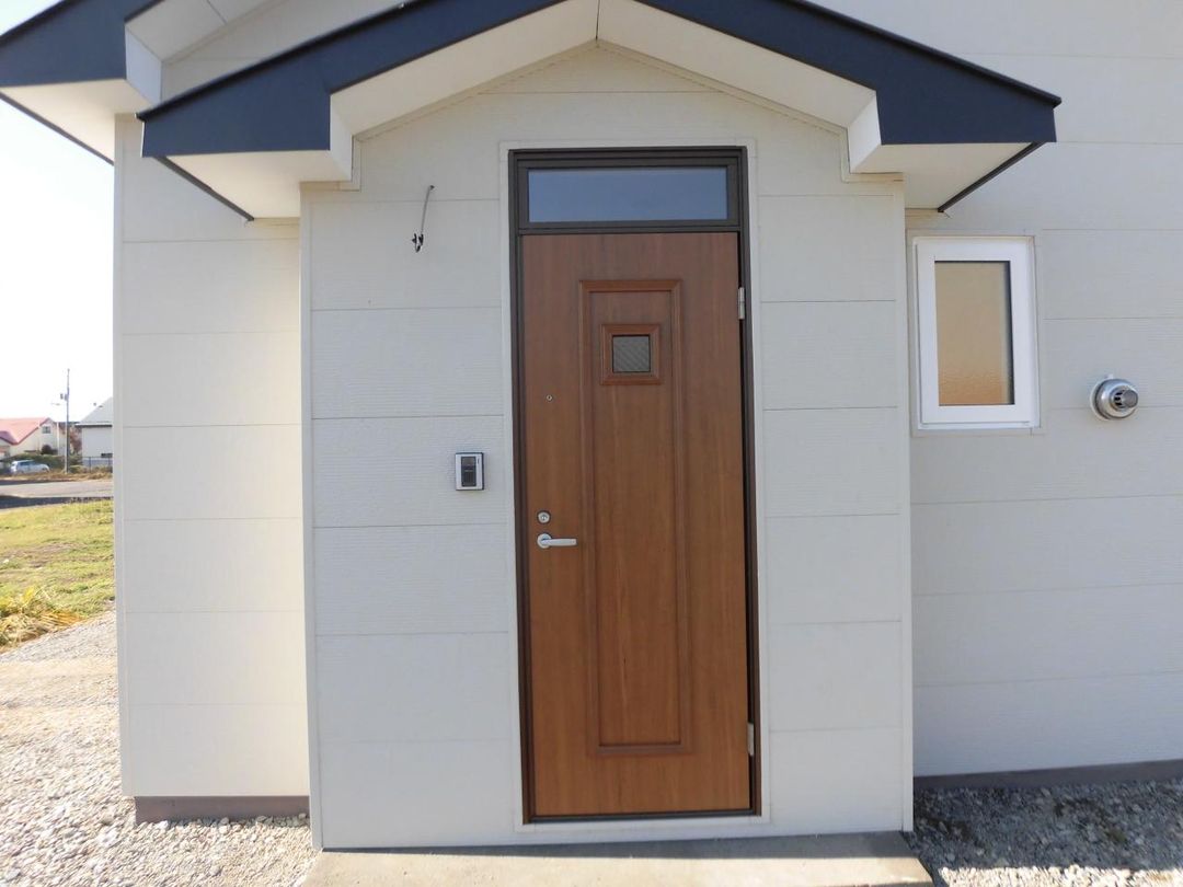 Renovated 2LDK House for Rent in Ikeda Town, Hokkaido - Image 1