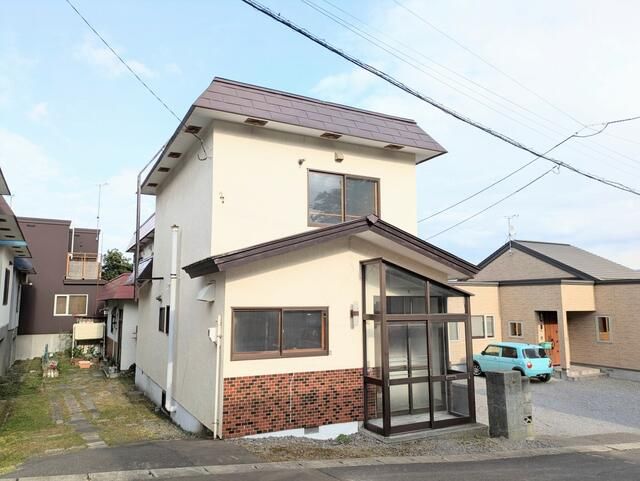 3LDK Wooden House for Sale in Quiet Otaru Neighborhood - Thumbnail 3