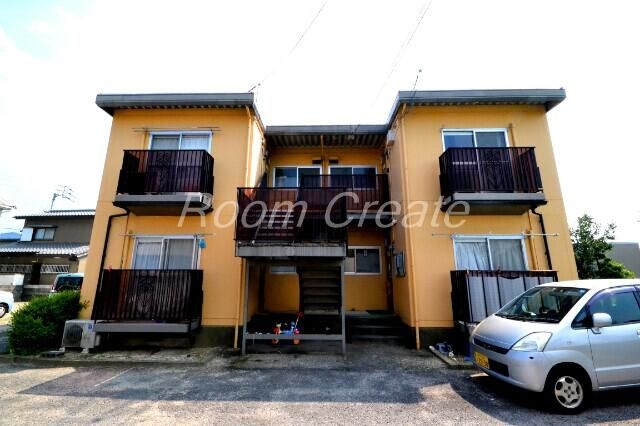 2K Apartment for Rent in Tokushima City - Zero Deposit, Corner Unit - Image 1