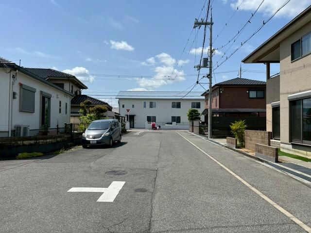 4LDK Detached House for Sale in Kumatori, Osaka - 27.8 Million Yen - Thumbnail 2