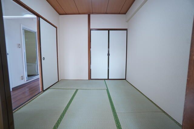 3K Apartment for Sale in Kita Ward, Tokyo | 43 sqm, 4th Floor - Thumbnail 4