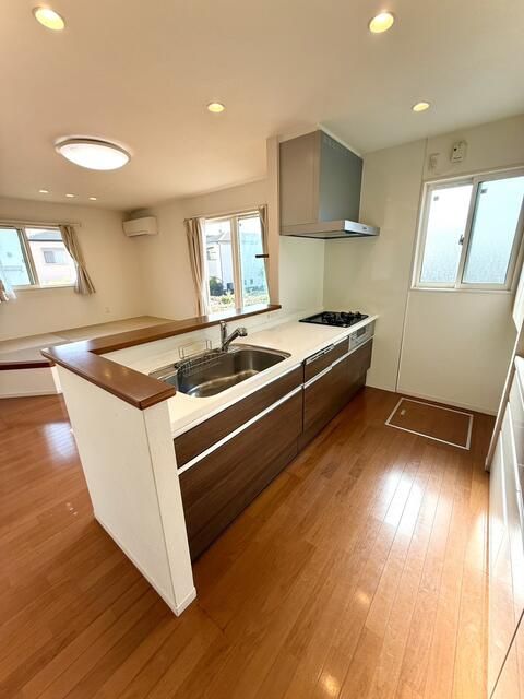 2015 3LDK House in Toyohashi with Solar & High Seismic Grade - Thumbnail 3