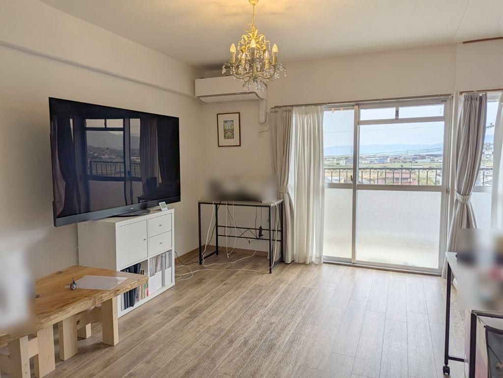 Renovated 4LDK Apartment for Sale in Ogaki, Gifu - Thumbnail 2