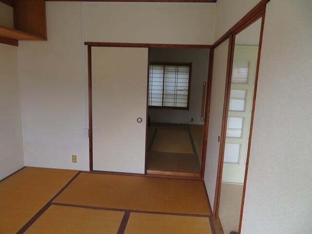 3DK Apartment for Sale in Miki, Hyogo - 66.99 sqm, Balcony - Thumbnail 2